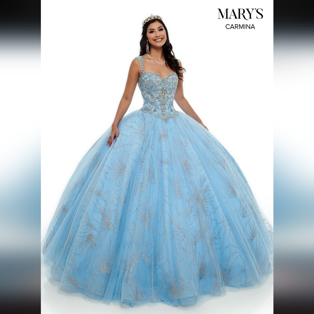 Blue formal Quinceanera / Sweet 16 Dress Size 8 adjustable